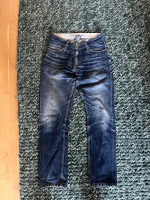 Selvedge jeans - Selvedge jeans från Boomerang jeans. Fina naturliga fades efter många användningar. Skickar direkt. Storleken är W31 L32