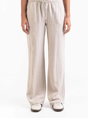 Beiga linnebyxor från madlady - Snygga och avslappnade linnebyxor i beige från madlady, använt 2 gånger. Fint skick och as snygga clean byxor, de är i storlek S regular