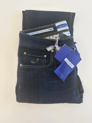 Jacob Cohën Bard - Jacob Cohën Bard Jeans  Nypris: 5 599kr  Storlek: 31  Tags medföljer 