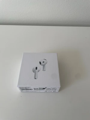 Apple AirPods 4 - O öppnade 