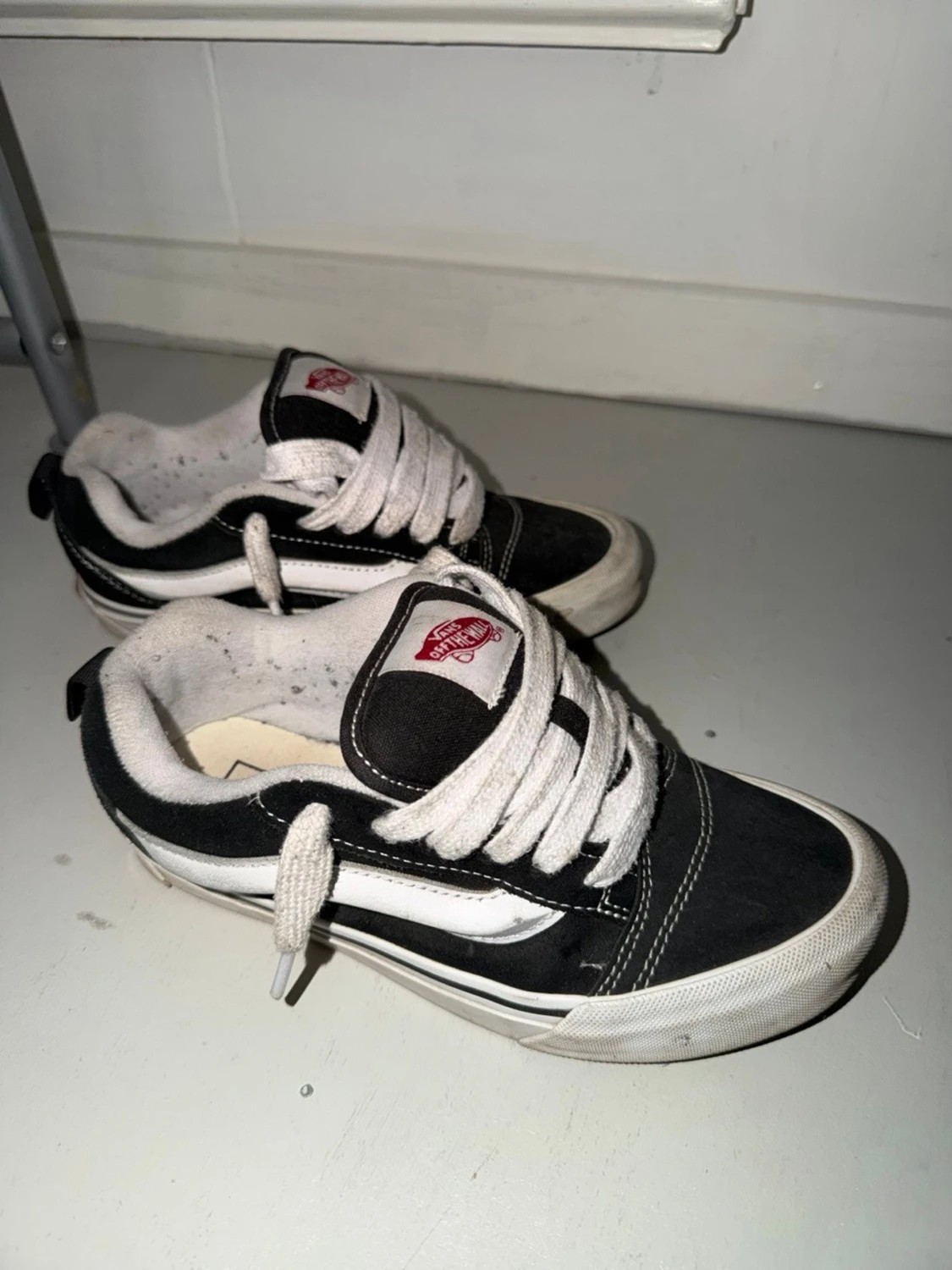 Svarta och vita Vans Old Skool
