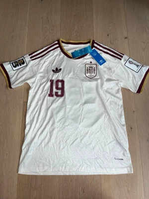 Lamine Yamal Jersey  - Brand new Lamine Yamal Jersey from Spain. Size M