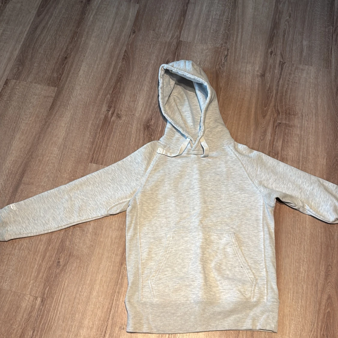Russemerch grå hoodie