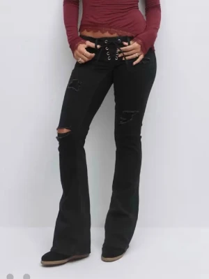 Gina tricot jeans - Helt slutsålda jeans från Gina tricots, säljs då dom har inte används (ingen defekt) storlek S 14+
