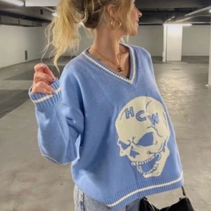 heaven can wait tröja - jag funderar på att sälja min HCW tröja men jag är inte säker, så kommer endast sälja vid bra bud :) köpte för 1700kr av reseller 