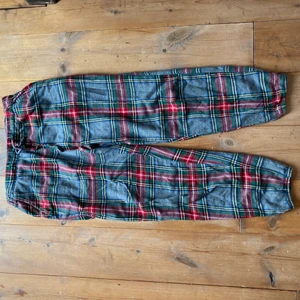 Mjukisbyxor/pyjamasbyxor - Hejhej, säljer dessa jättebekväma pyjamasbyxorna då jag inte får någon användning av dem längre. 🌸 