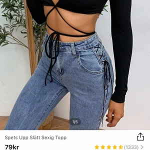 Snygg topp - Jättesnygg topp från shein i storlek xs säljes. Säljer pga kommer aldrig använda den. Helt ny är den ❣️