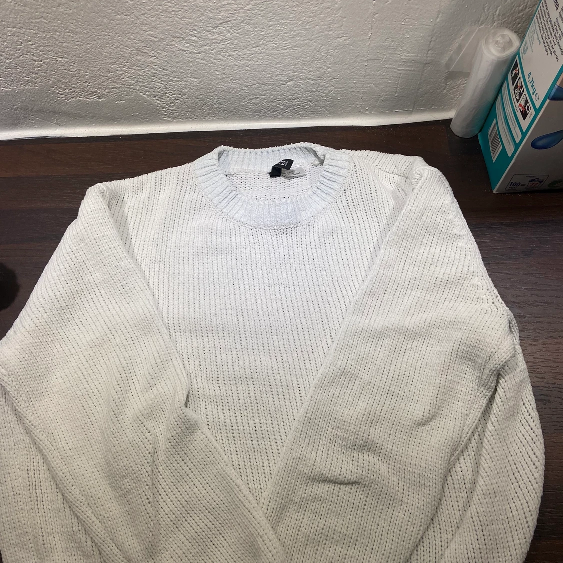 Vit tun stickad tröja från HM