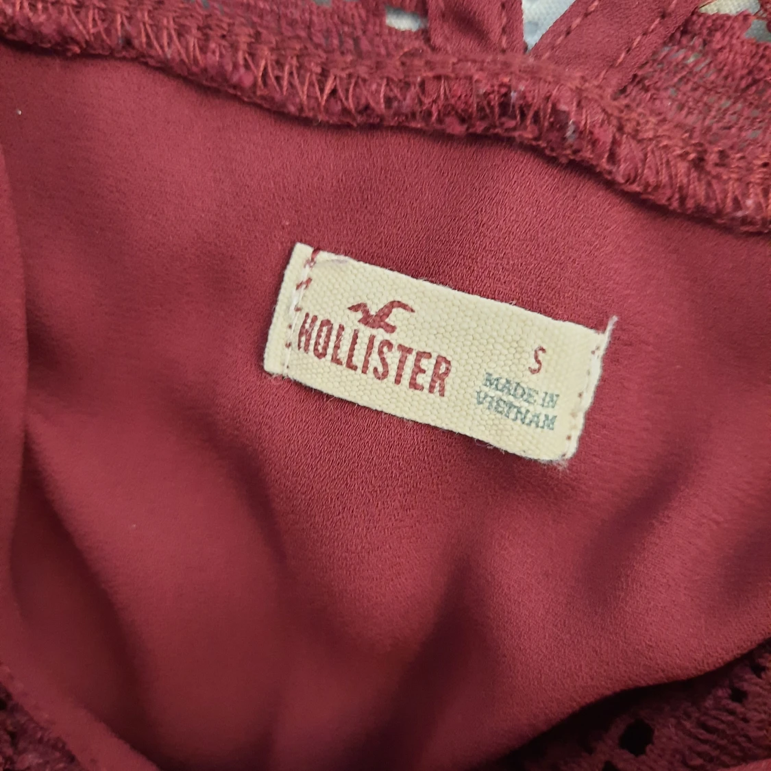Blus Hollister  - 91