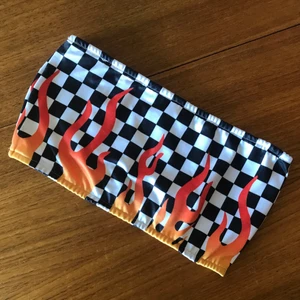 Tubtopp - Tubtopp med checkers och eld. Använd en gång. Bikini/baddräktstyg. Frakt tillkommer 🦋