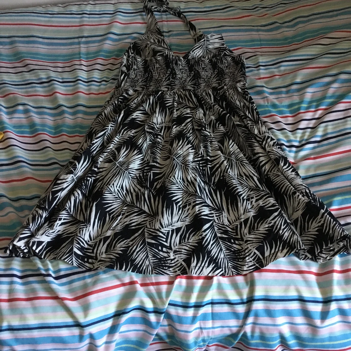 Oppen rygg summer klãnning  - 91