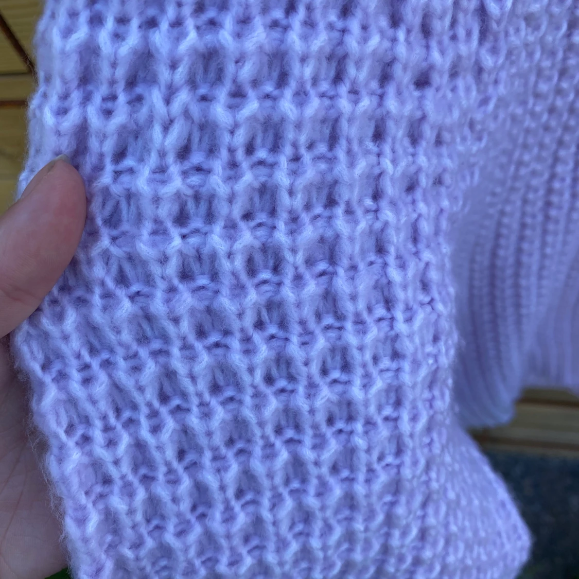 Lila stickad tröja  - 90