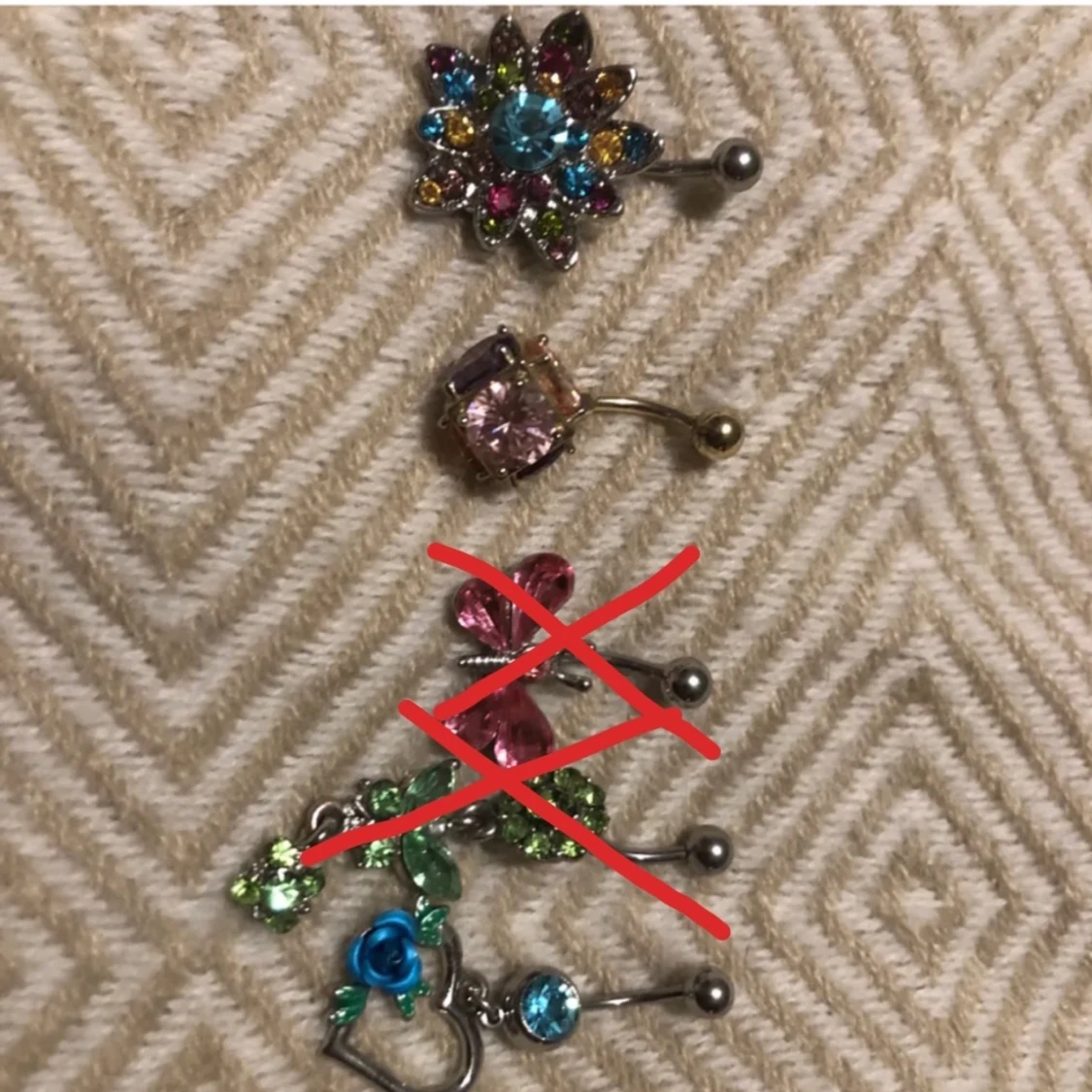 Navelpiercing👑 (läs beskrivningen)