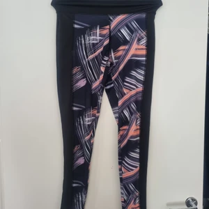 Oanvända yogabyxor - Inköpta i London och oanvända