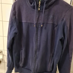 Hugo boss zip up - Hugo boss zip up i storlek m