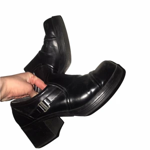 Chunky skor  - Snigga skor! Köpt second hand, frakt tillkommer 🐏