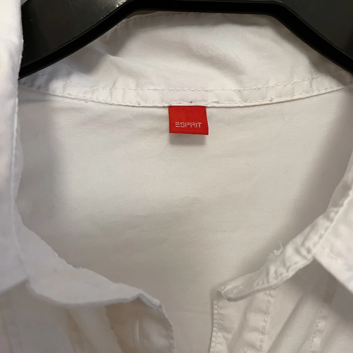Skjorta från Espirit. - 91