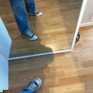  Low Converse - Säljer dessa låga gråa converse!! Strl 36