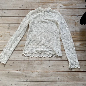 söt spetstopp - köpt secondhand! möts i malmö eller skickar post 51kr