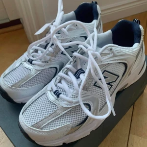 New Balance MR 530  - New Balance MR 530 i vitt! Aldrig använda 🌟