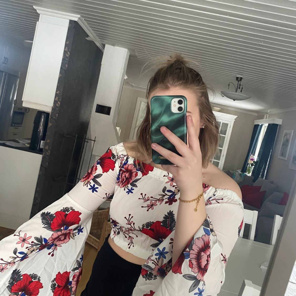 Blommig off shoulder blus 