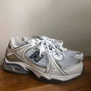 New Balance - Helt oanvända. Säljer pga för små. 