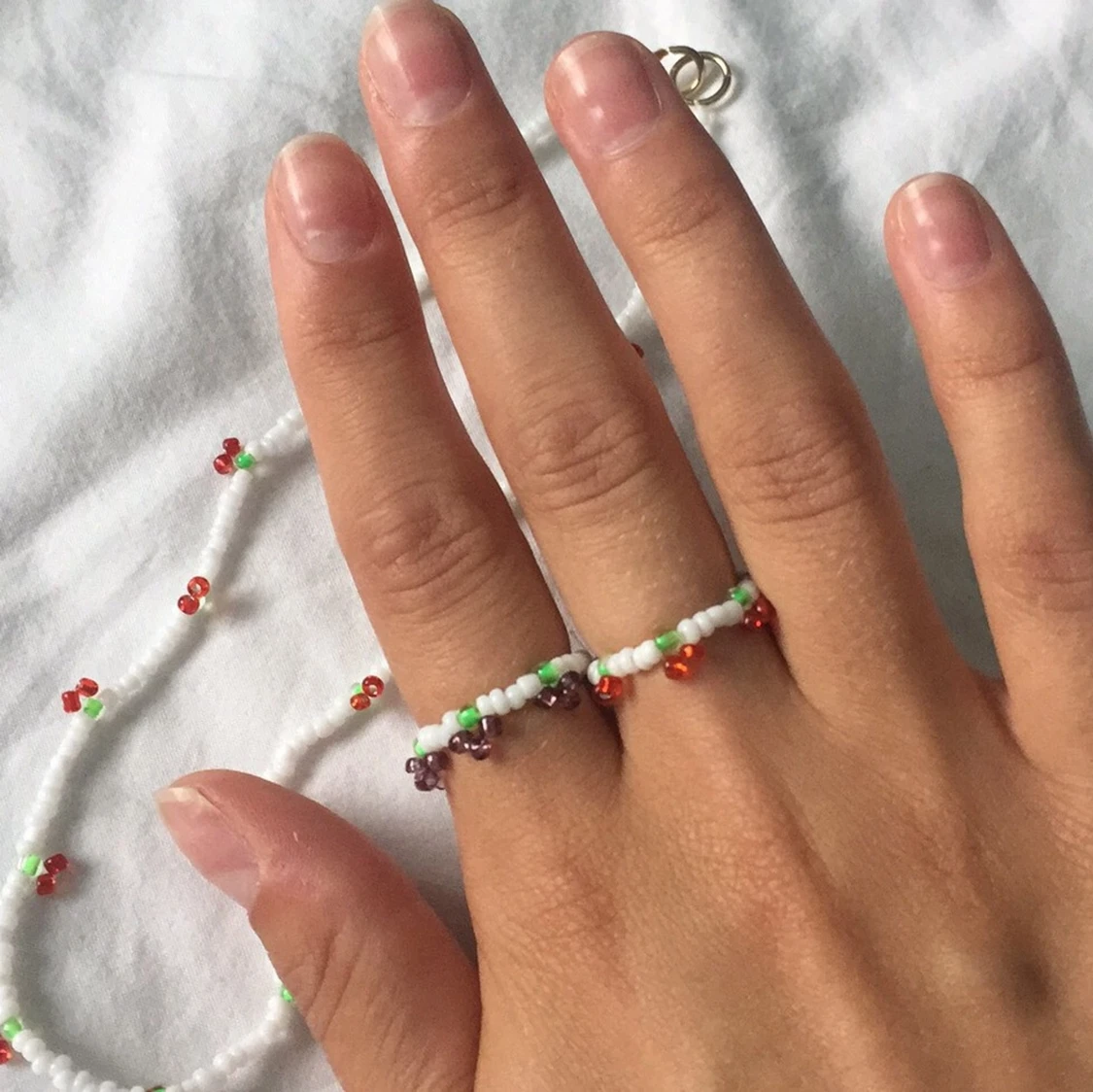 accessoarer med körsbär och vindruvor ☺️ - 91