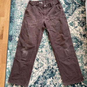 Carhartt double knee - Ett par Carhartt double knees. Fler bilder och mått kan skickas vid intresse :)