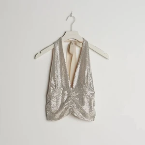 Glitter topp - Sjukt snygg glitter topp från Gina som aldrig kommit till andvänding, köpte den för 299kr❤️ kom privat för egna bilder😊