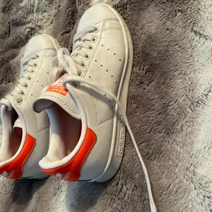 Stan Smith Adidas skor - Oanvända 500kr pris kan diskuteras 