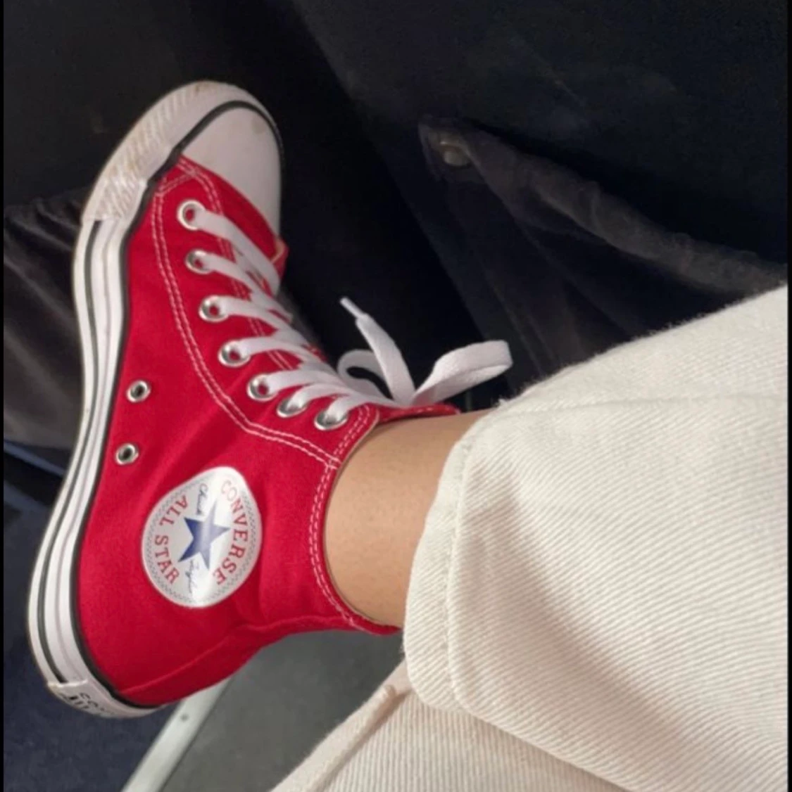 Röda high Converse  - 91