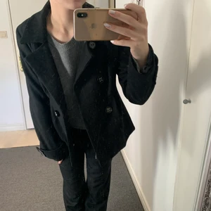 Kappa - Svart kappa från Lindex fint skick 