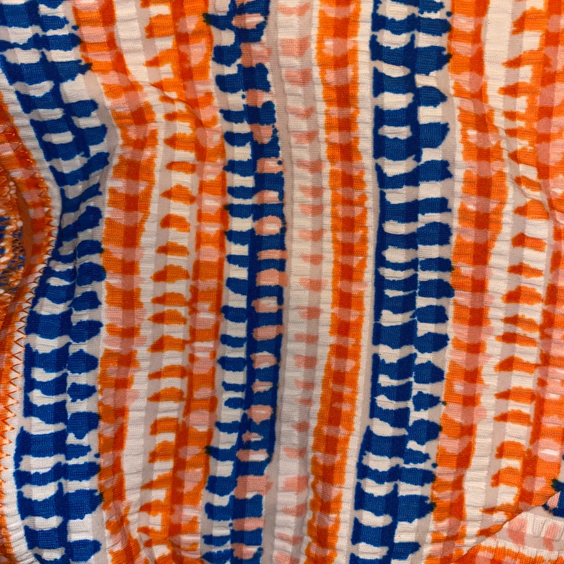 Oanvänd baddräkt  - 91