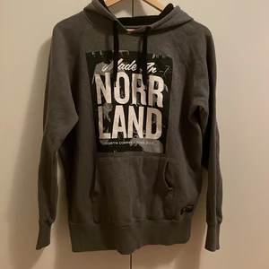 Norrlands hoodie - Säljer min norrlands hoodie då den inte kommer till andvändning längre den är i fint skick utan skador😀