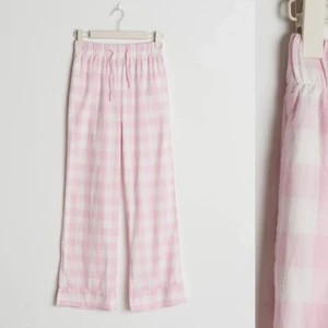 Rutiga pyjamasbyxor - från gina. Nästan aldrig andvända