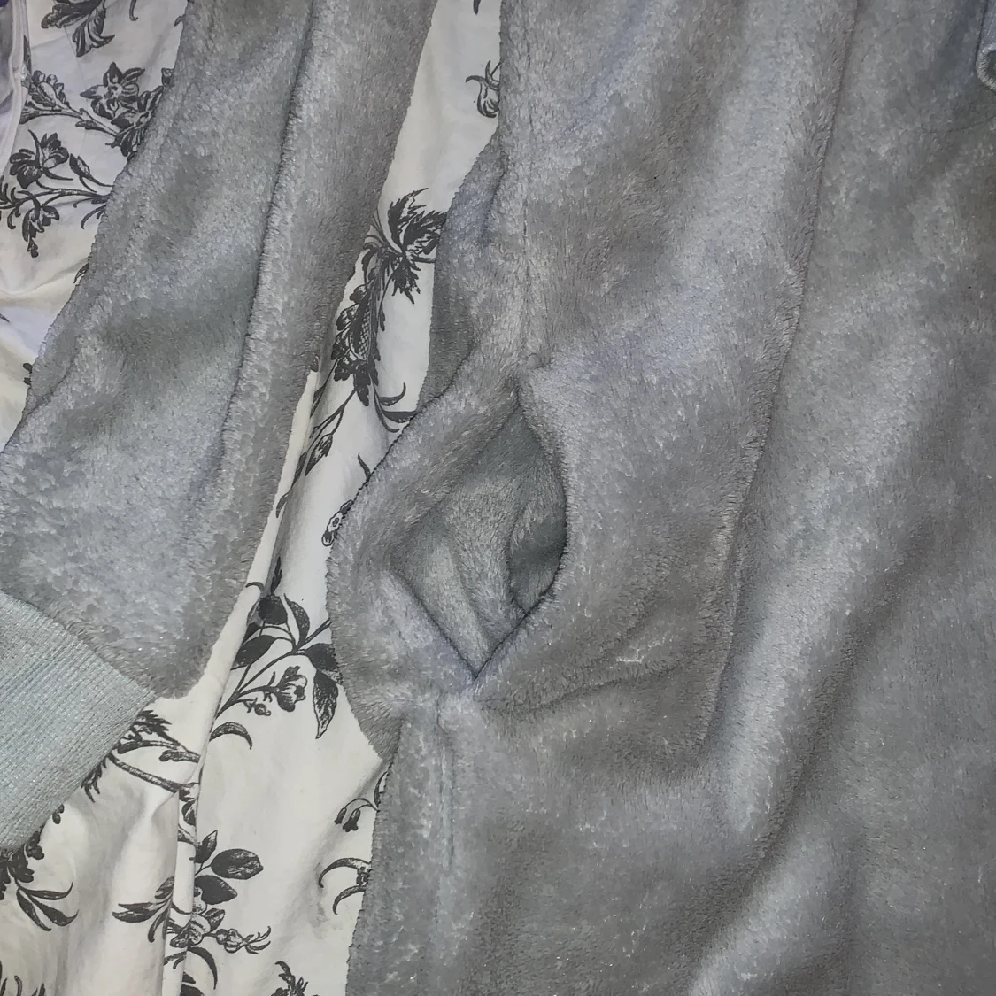 Lång mysig filtklänning/hoodie - 91