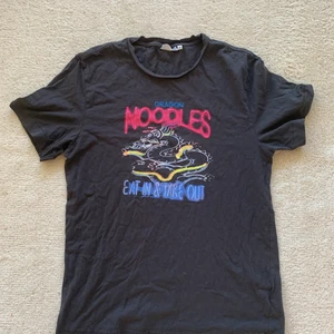 Weekday T-Shirt - Weekday T-Shirt