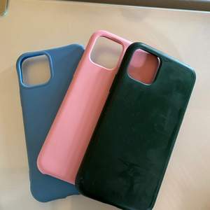 3 stycken skal ett blått, rosa och mörk grönt för iPhone 11 PRO. 
