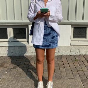 Kjol - Funderar på att sälja denna slutsålda stickade kjolen från zara. Använd två gånger ❤️‍🔥 Lägg förslag på bud vid intresse