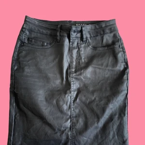 Kjol ifrån mango - Kjol ifrån mango