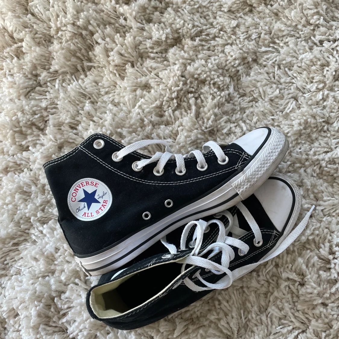 Svarta converse  - 90