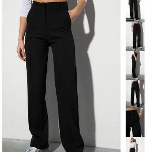 Madlady kostymbyxor - Skitsnygga kostymbyxor från madlady. Storlek S L32. Alldeles nya byxor med prislappen kvar. Säljer pågrund av att dem inte passade riktigt. Går också med på byten med ett par lika dana byxor fast med storlek M L30.❤️ pris går att diskutera!💕