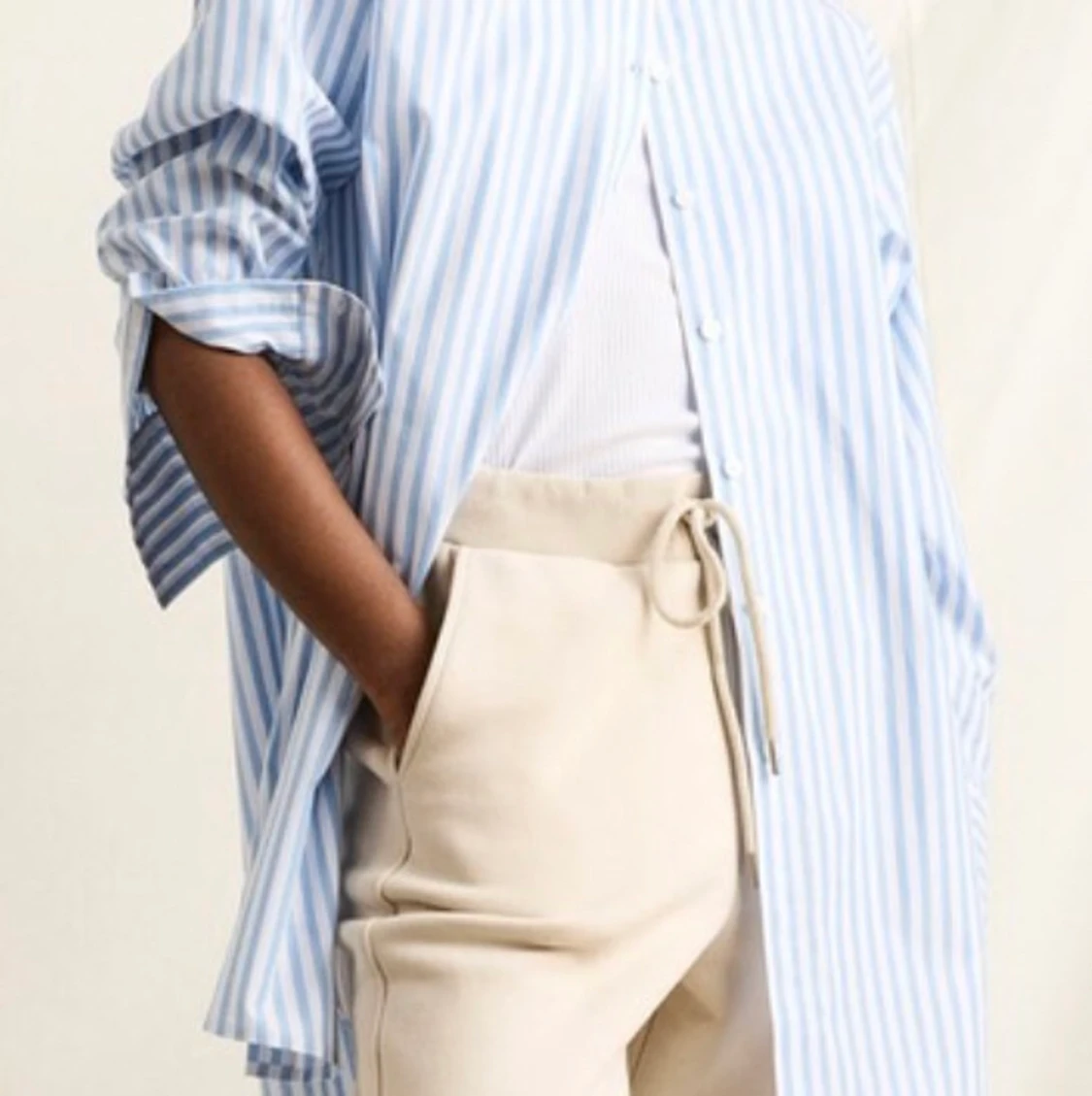 Vit och blå Skjorta 