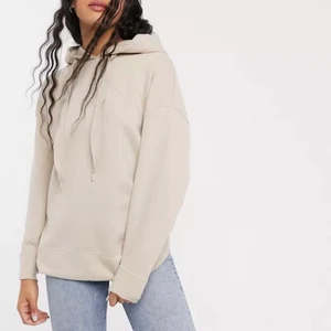 Pull&Bear beige hoodie storlek S - Beige skön hoodie med lite tightare ärmar, färgen är som på bild 3 🤍 