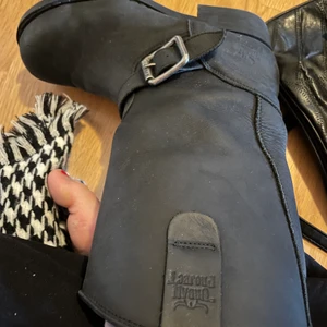 Johnny bulls - Säljer mina Johnny bulls skor i mellan höjd