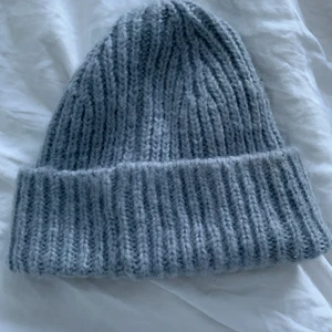 Wera mössa - Fin mössa i superbra skick💕 köptes förra året för ca 200⚡️ säljer pga att jag inte använder den längre