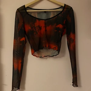 Dollskill mesh top - Mesh top från dollskill, skitfet men aldrig använd