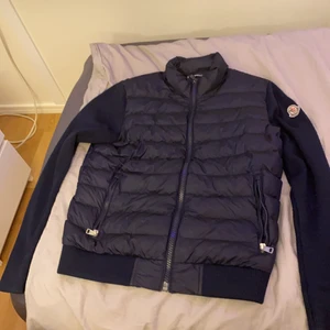 1500kr  - Lite använd inga fel på den helt nu  stålek m