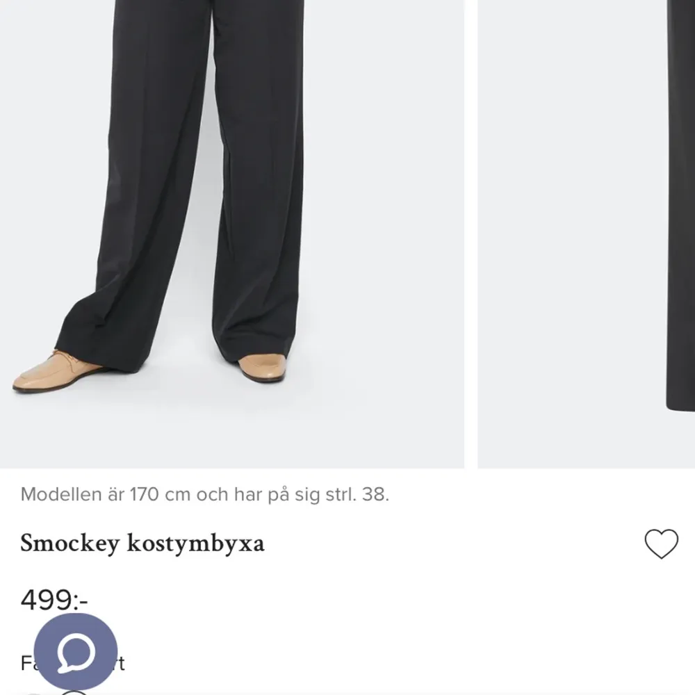 Säljer ett par beiga smockey kostymbyxor från bikbok som knappt är använda. Jättefina och bra längd på benen. Säljer eftersom att de inte kommer till användning. Köparen står för frakten som ligger på 66kr (spårbart) 💞. Jeans & Byxor.