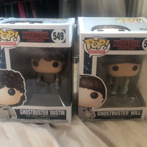 Pop funko stranger things - Stranger things halloween costymer Dustin och Will. Inga repor som nya och kostade mycket i butik.